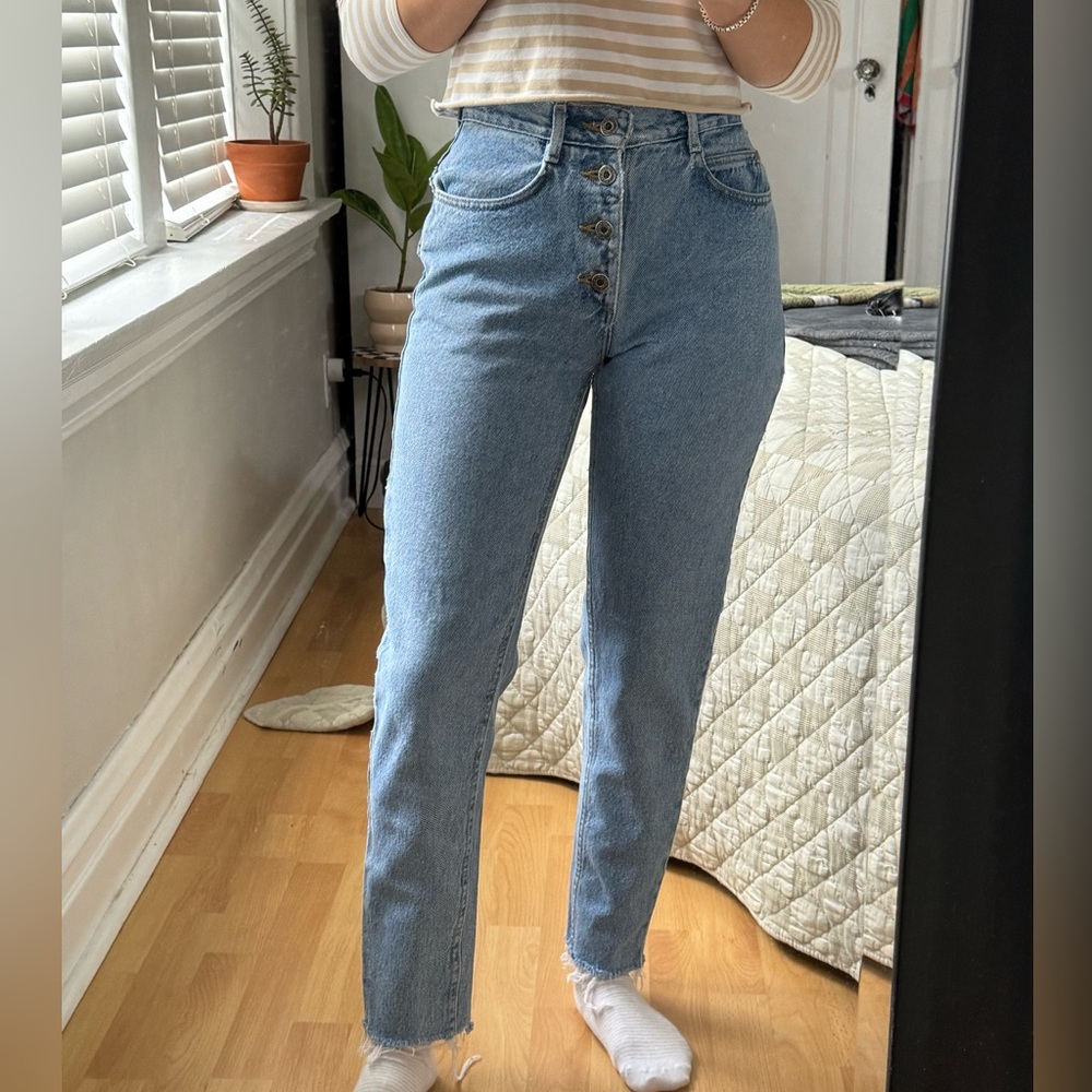 Lee light wash vintage jean button fly